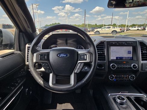 Used 2021 Ford Expedition XLT RWD image 26
