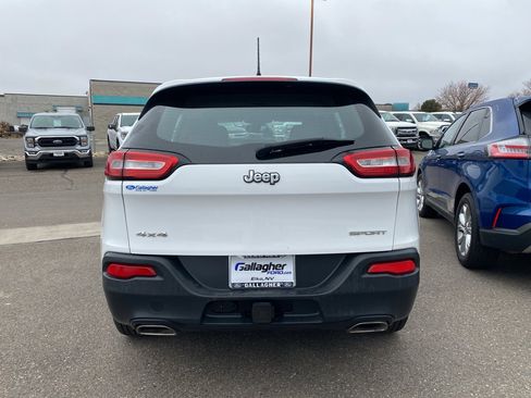 Used 2017 Jeep Cherokee Sport w/ Trailer Tow Group image 19
