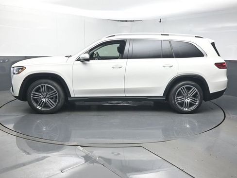 Used 2026 Mercedes-Benz GLS 450 4MATIC image 5