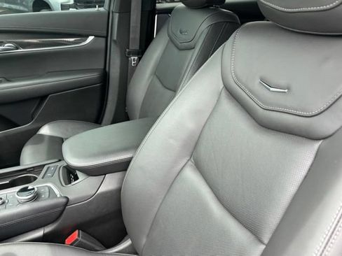 Certified 2024 Cadillac XT6 Sport AWD/4WD image 12