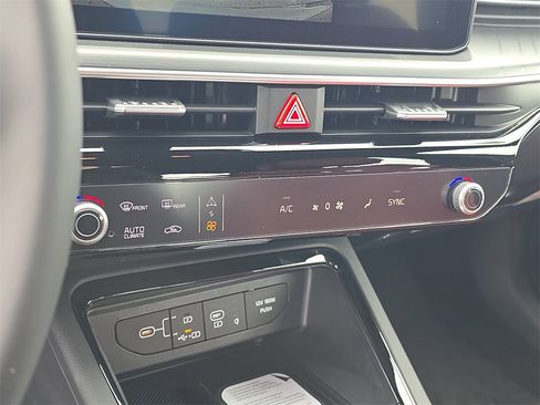 New 2026 Kia K5 GT-Line image 25