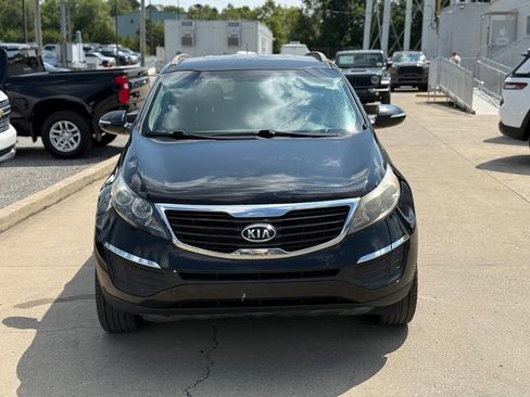 Used 2011 Kia Sportage LX w/ Convenience Pkg FWD image 3