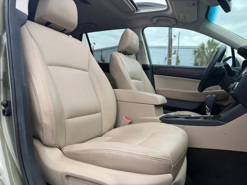 Used 2015 Subaru Outback 2.5i Limited AWD/4WD image 11
