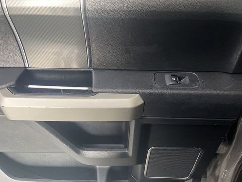 Used 2018 Ford F150 Lariat image 58