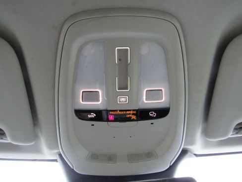 Used 2023 Volvo XC60 B5 Plus w/ Protection Package Premier image 51