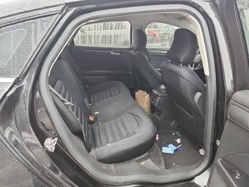 Used 2015 Ford Fusion SE w/ Equipment Group 201A image 23