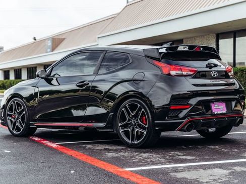 Used 2020 Hyundai Veloster N w/ Performance Package FWD image 41