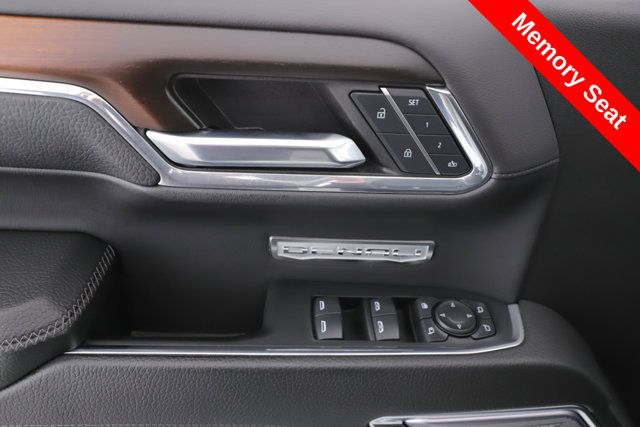 Used 2024 GMC Sierra 1500 Denali w/ Technology Package AWD/4WD image 18