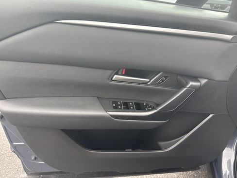 Used 2025 MAZDA CX-50 AWD 2.5 S w/ Preferred Package image 16