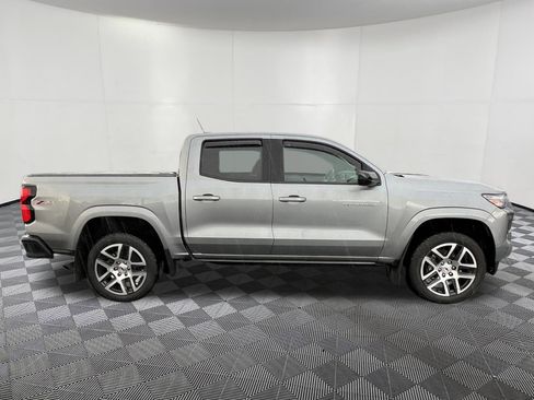 Used 2023 Chevrolet Colorado Z71 w/ Z71 Convenience Package 2 image 7