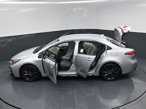 Used 2026 Toyota Corolla SE image 24