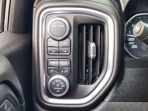 Certified 2020 GMC Sierra 1500 AT4 w/ Driver Alert Package II AWD/4WD image 21
