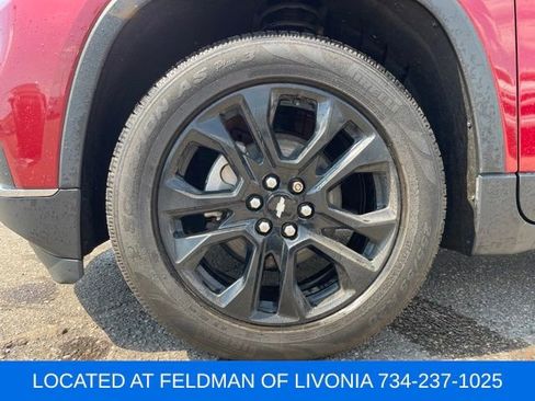 Used 2020 Chevrolet Traverse LT w/ LT Premium Package FWD image 8