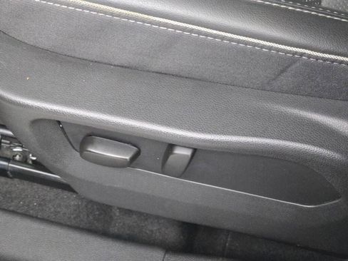 Used 2023 Buick Envision Essence image 26