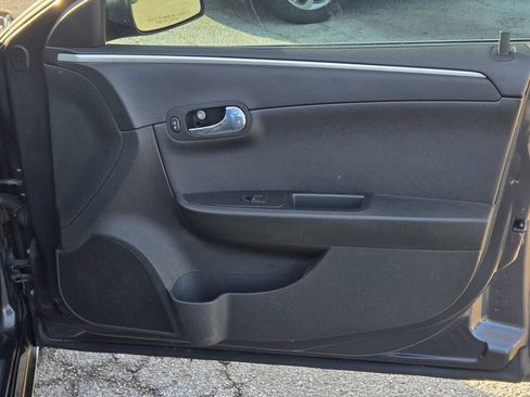 Used 2010 Chevrolet Malibu LT w/ Power Convenience Package image 8