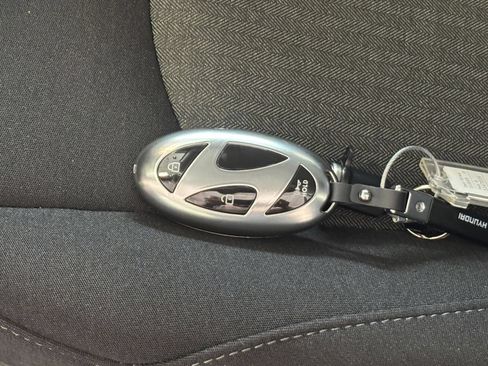 Used 2025 Hyundai Sonata SEL FWD image 21