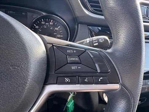 Used 2022 Nissan Rogue Sport S image 20