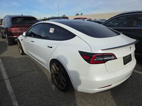 Used 2022 Tesla Model 3 Performance image 2