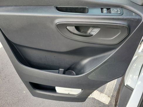 Used 2021 Mercedes-Benz Sprinter 2500 image 19