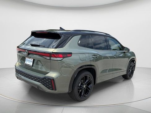 New 2026 Volkswagen Tiguan SE R-Line FWD image 5