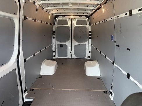 Used 2022 Mercedes-Benz Sprinter 3500 image 17