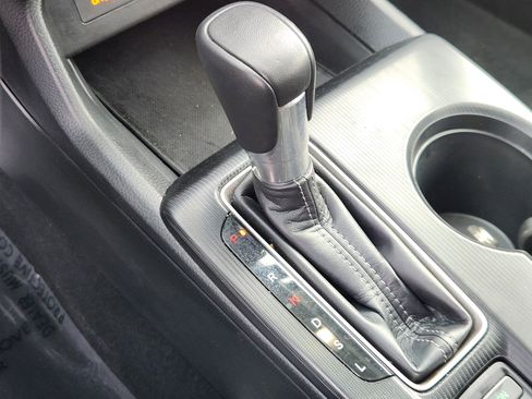 Certified 2024 Honda Civic EX-L image 12