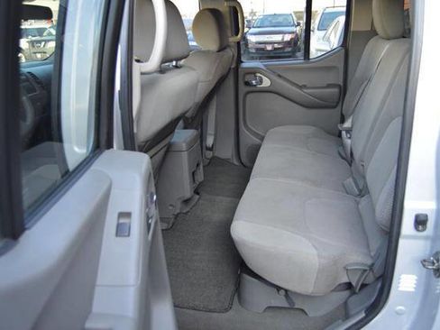 Used 2008 Nissan Frontier SE w/ SE Value Truck Pkg image 25