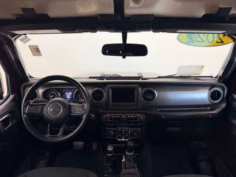 Used 2022 Jeep Gladiator Sport AWD/4WD image 12