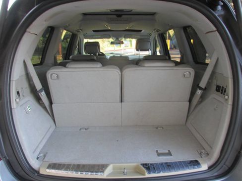 Used 2011 Mercedes-Benz GL 450 4MATIC image 27