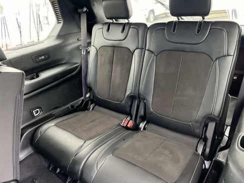 Certified 2023 Jeep Grand Cherokee L Laredo image 21