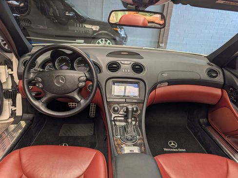 Used 2007 Mercedes-Benz SL 550 image 7