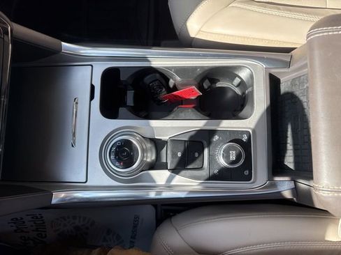 Used 2023 Ford Explorer Platinum w/ Technology Package image 14