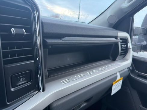 New 2026 Ford F350 XLT w/ XLT Premium Package image 48