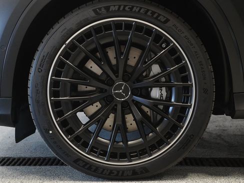 New 2026 Mercedes-Benz GLC 43 AMG 4MATIC Coupe image 11