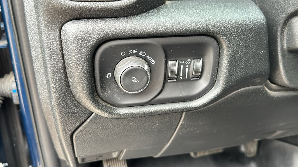 Used 2020 RAM 2500 Tradesman AWD/4WD image 16