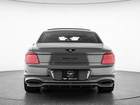 Used 2025 Bentley Flying Spur Plug-In Hybrid AWD/4WD image 8