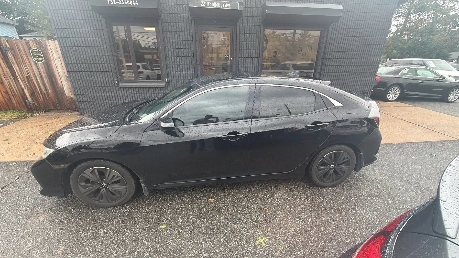 Used 2017 Honda Civic EX image 2