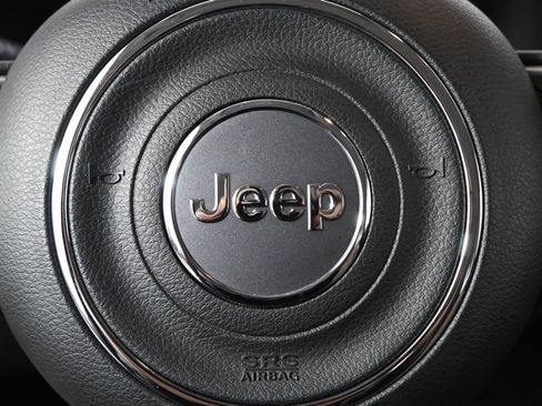Used 2018 Jeep Renegade Sport w/ Power & Air Group AWD/4WD image 36