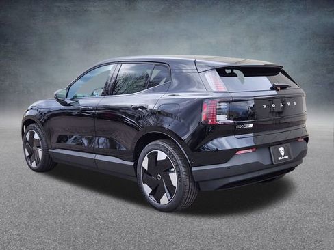 New 2026 Volvo EX30 Ultra w/ Climate Package image 5