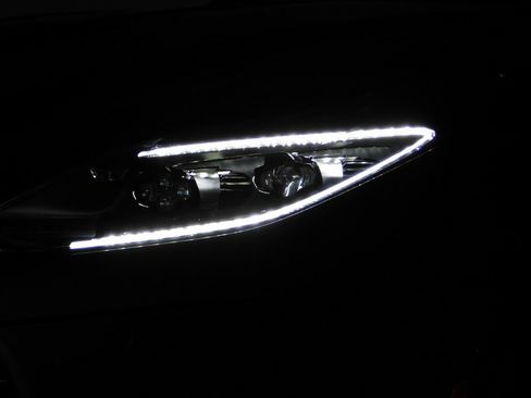 Used 2020 Aston Martin DB11 AMR image 26