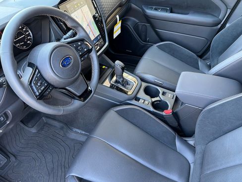 Used 2025 Subaru Forester Touring AWD/4WD image 10