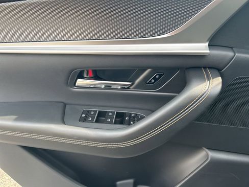 New 2025 MAZDA CX-90 Plug-In Hybrid w/ Premium Plus image 13