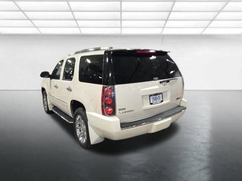 Used 2012 GMC Yukon Denali image 7