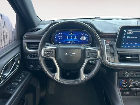 Used 2022 Chevrolet Tahoe Z71 image 14