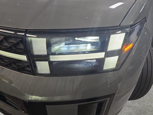 Used 2025 Hyundai Santa Fe Calligraphy AWD/4WD image 30