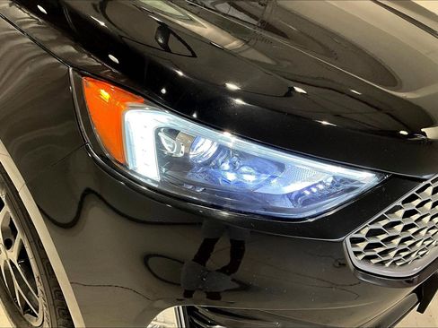 Used 2024 Ford Edge SEL w/ Convenience Package image 29