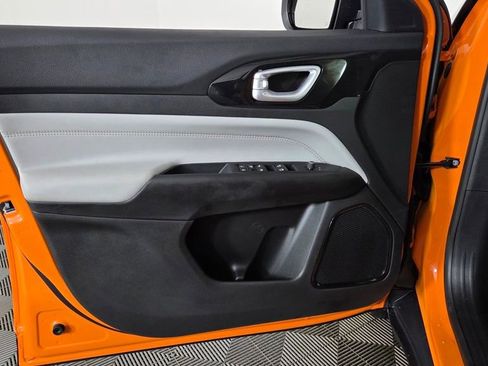 New 2026 Jeep Compass Limited image 12