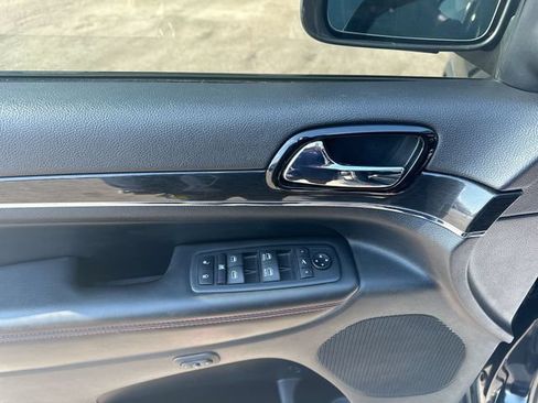 Used 2020 Jeep Grand Cherokee Trailhawk AWD/4WD image 15