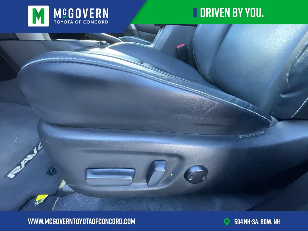 Used 2016 Toyota RAV4 Limited AWD/4WD image 12