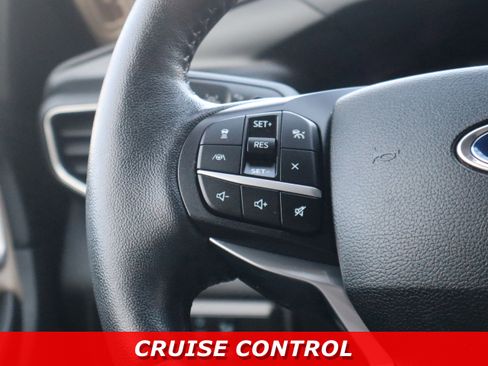 Used 2020 Ford Explorer Limited w/ Class III Trailer Tow Package image 15